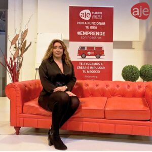 Sandra Cerrada Sánchez, Presidenta de AJE Madrid